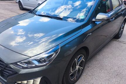 Hyundai i30 99.800 km 11.900 &euro; Solingen 42651