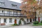 Arbeitsplatz mit Historie - Schloss Schellenberg - Zweiraumbüro-praxis im Erdgeschoss