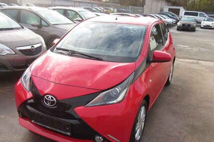 Toyota Aygo (X) 94.700 km 7.400 &euro; Leverkusen 51371