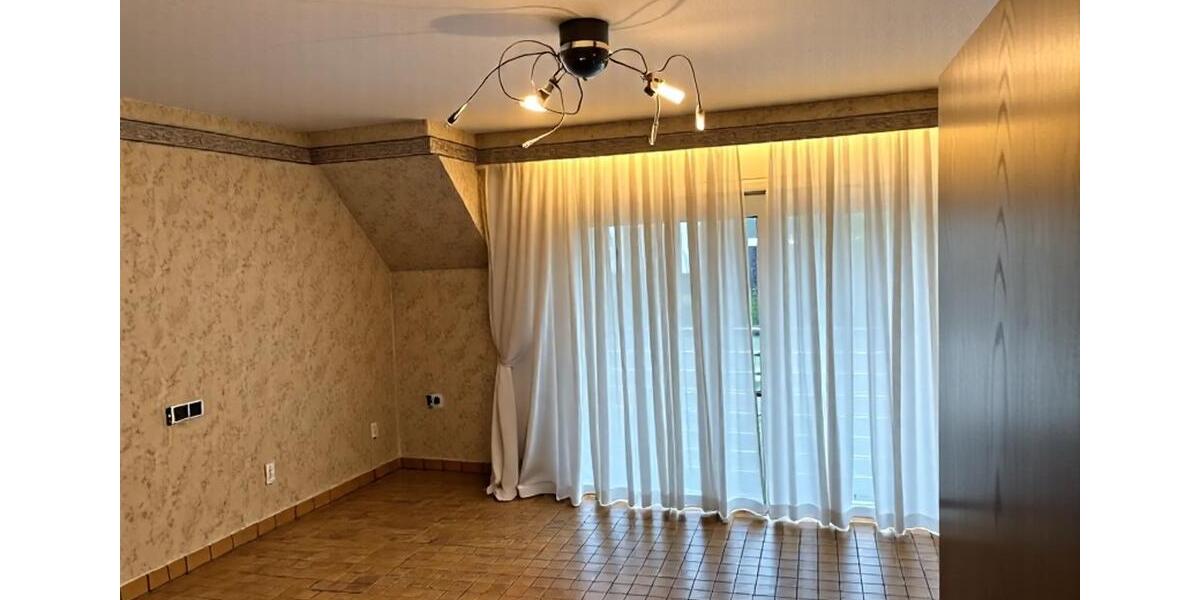 Doppelhaushälfte Remscheid Lüttringhausen - 5 Zimmer, 210 m&sup2;, 560.000&euro; | Angebot:25751052