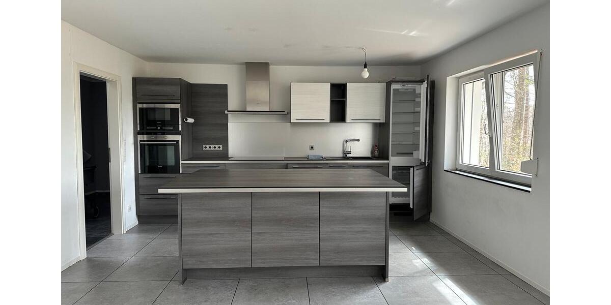 Bungalow Remscheid Remscheid-Süd - 3 Zimmer, 130 m&sup2;, 1.800&euro; | Angebot:26126579