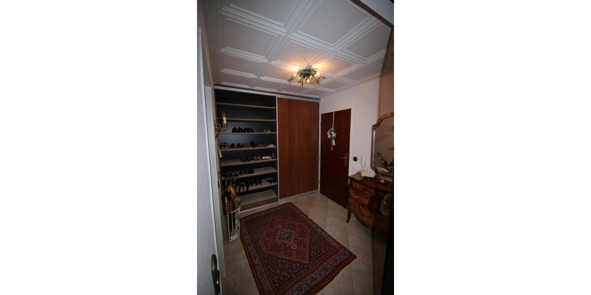 Etagenwohnung Leverkusen Bergisch Neukirchen - 4 Zimmer, 126 m&sup2;, 360.000&euro; | Angebot:23386829