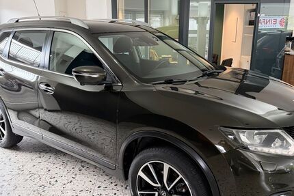 Nissan X-Trail 132.326 km 9.900 &euro; Remscheid 42853