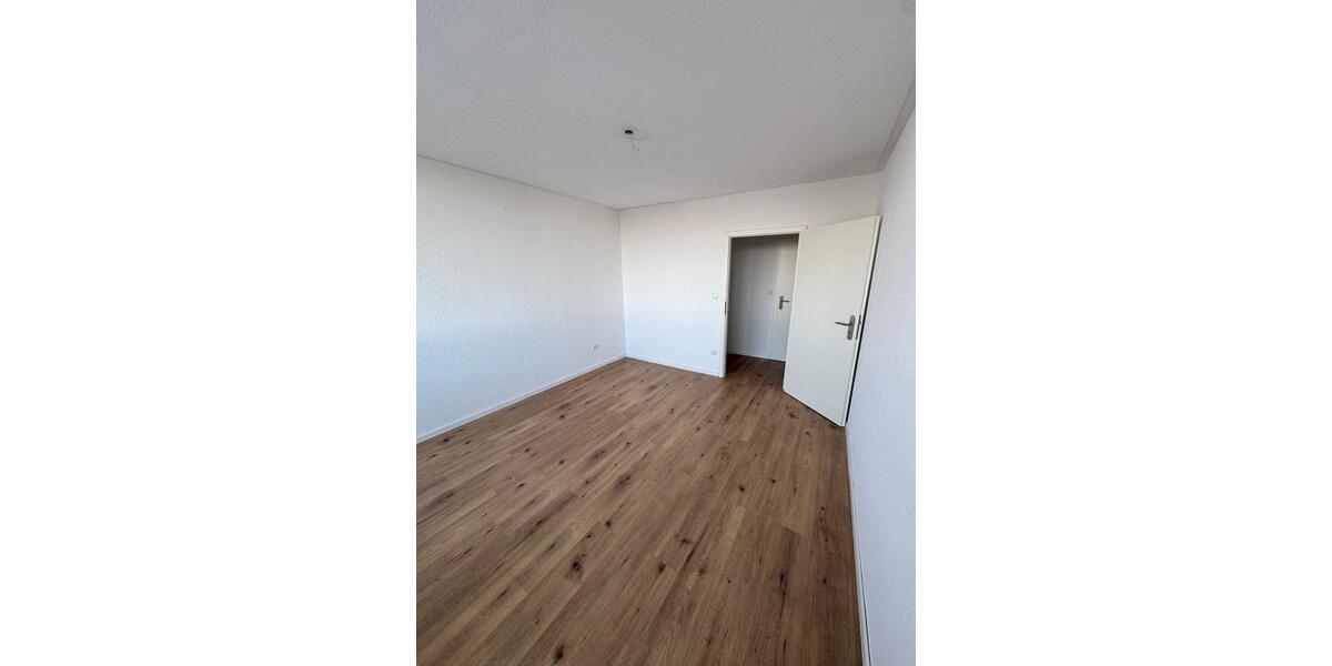 Etagenwohnung Dormagen Hackenbroich - 2 Zimmer, 64 m&sup2;, 760&euro; | Angebot:26265938