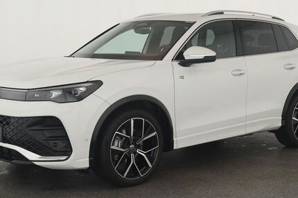 VW Tiguan 14.900 km 42.084 &euro; Düsseldorf 40233