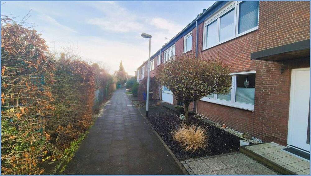 Reihenmittelhaus Pulheim Sinnersdorf - 4 Zimmer, 88 m&sup2;, 330.000&euro; | Angebot:24515565