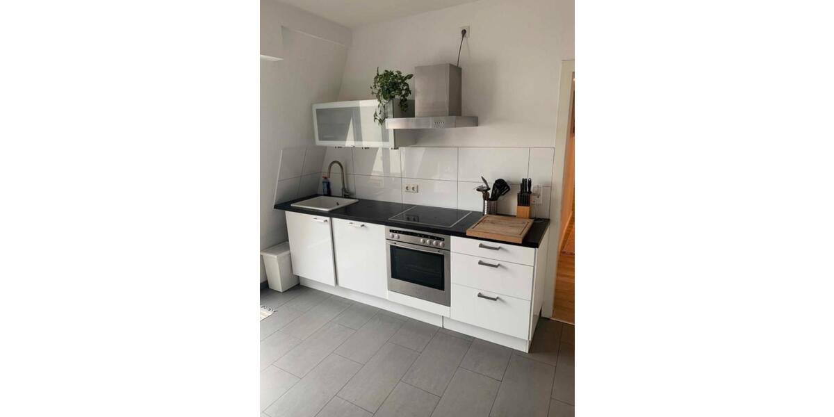 Etagenwohnung Köln Mülheim - 3 Zimmer, 125 m&sup2;, 2.100&euro; | Angebot:24748709