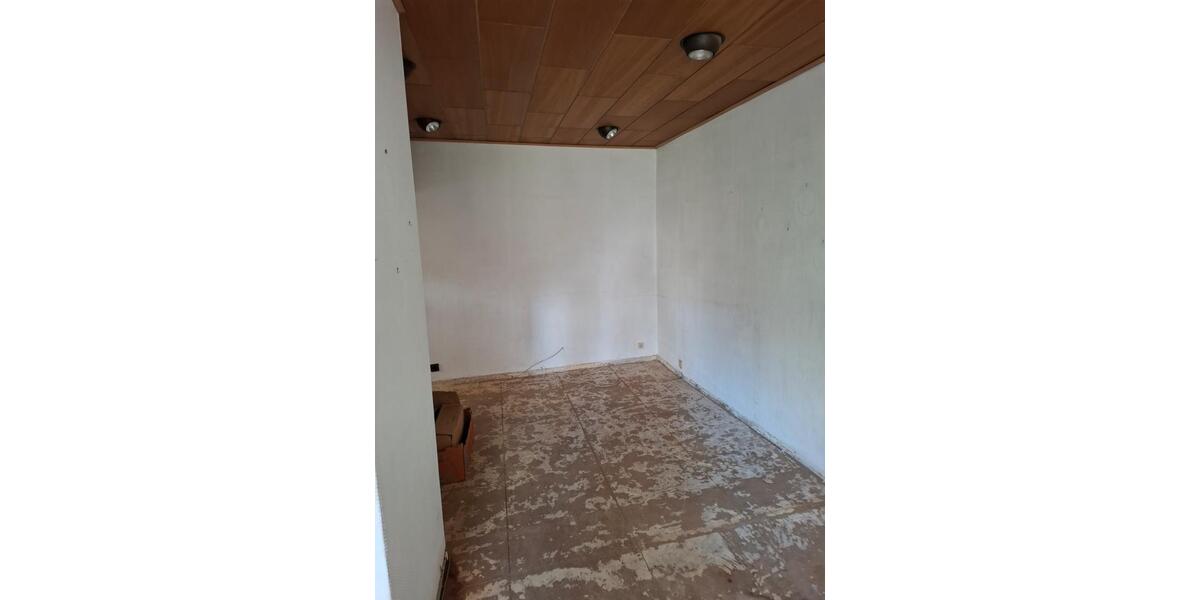 Einfamilienhaus Wuppertal Sedansberg - 7 Zimmer, 145 m&sup2;, 189.000&euro; | Angebot:23504359