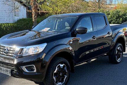 Nissan Navara 117.500 km 23.990 &euro; Solingen 42697