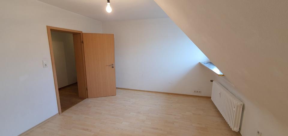 Dachgeschoßwohnung Köln Kalk - 2 Zimmer, 51 m&sup2;, 199.000&euro; | Angebot:24478670