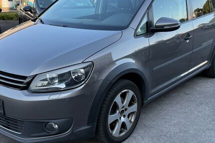 VW Touran 318.000 km 5.200 &euro; Hilden 40721