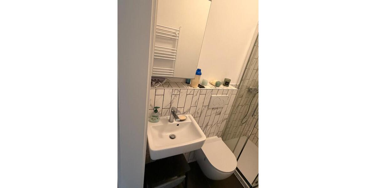 Etagenwohnung Langenfeld (Rheinland) - 1 Zimmer, 35 m&sup2;, 1.100&euro; | Angebot:26582031