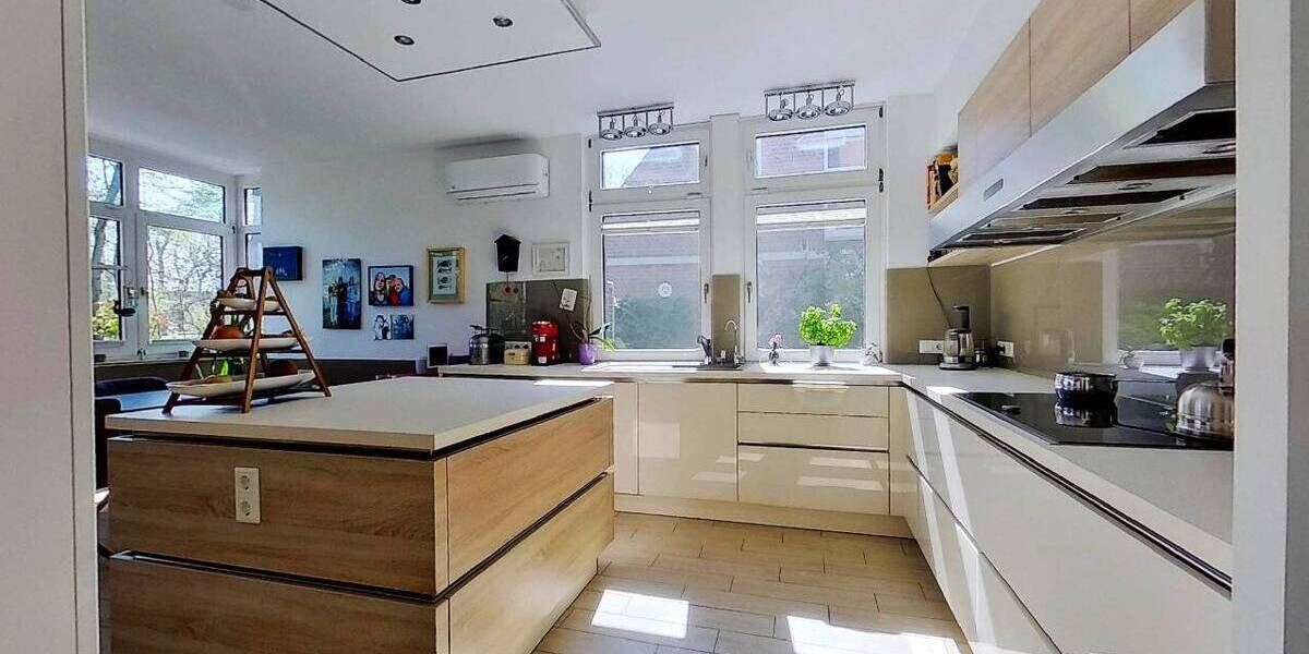 Einfamilienhaus Neuss Furth-Mitte - 9 Zimmer, 302 m&sup2;, 1.250.000&euro; | Angebot:23939467