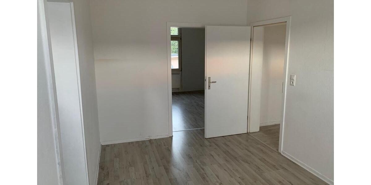 Etagenwohnung Wuppertal Arrenberg - 4 Zimmer, 75 m&sup2;, 590&euro; | Angebot:24878465