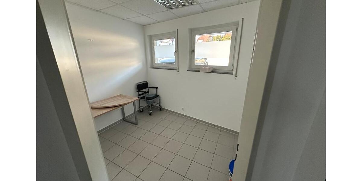 Gewerbeobjekt Wermelskirchen - 925&euro; | Angebot:24638662