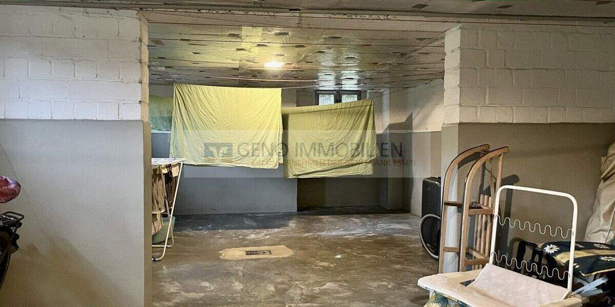 Etagenwohnung Essen / Bergerhausen Bergerhausen - 2 Zimmer, 61 m&sup2;, 129.000&euro; | Angebot:24729570