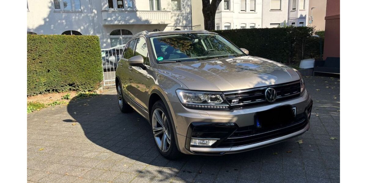 VW Tiguan 126.000 km 19.500 &euro; Solingen 42653
