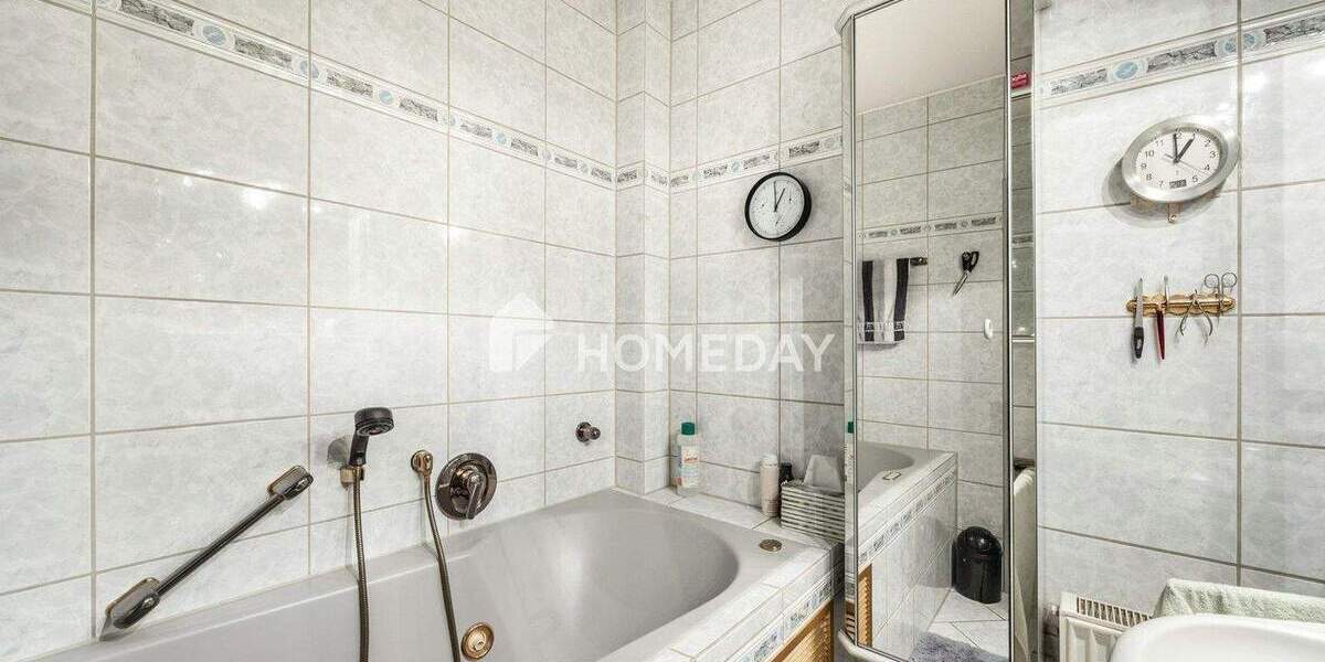 Reihenmittelhaus Ratingen Breitscheid - 5 Zimmer, 128 m&sup2;, 489.000&euro; | Angebot:24484335