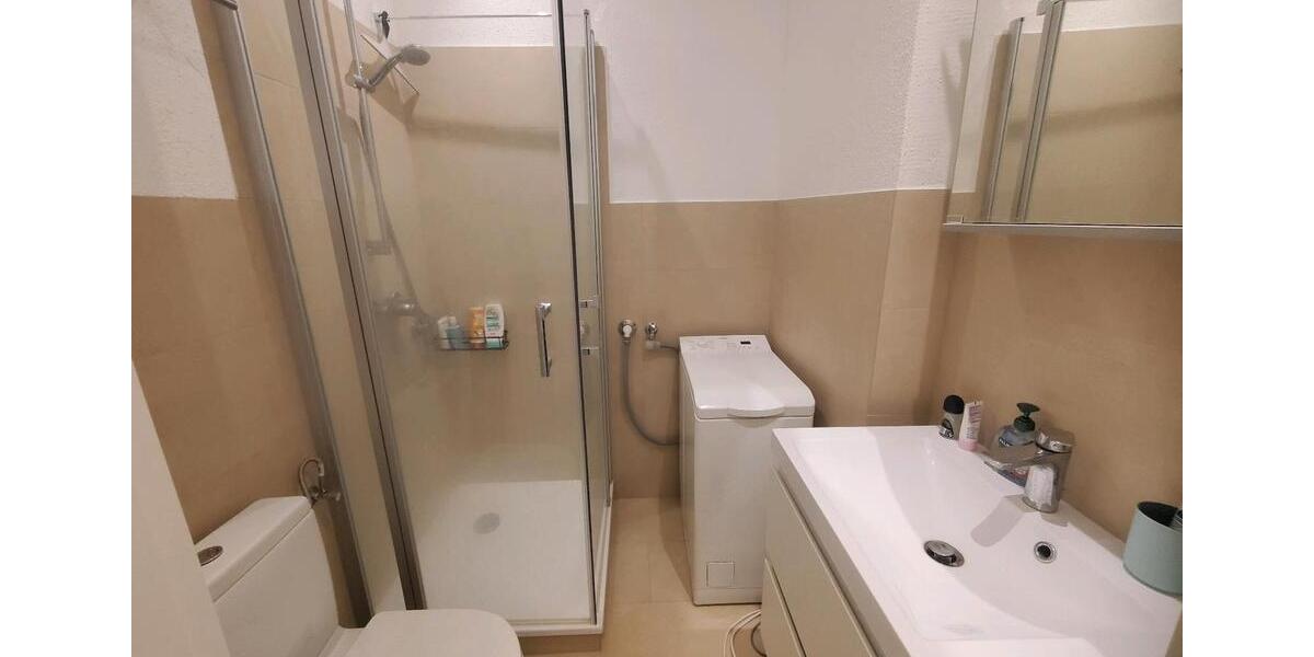 Etagenwohnung Düsseldorf Stadtbezirk 2 - 1 Zimmer, 28 m&sup2;, 800&euro; | Angebot:24824929