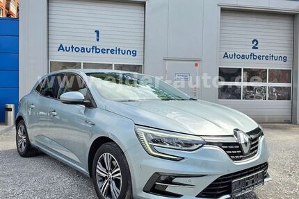 Renault Megane 32.693 km 14.690 &euro; Düsseldorf 40589