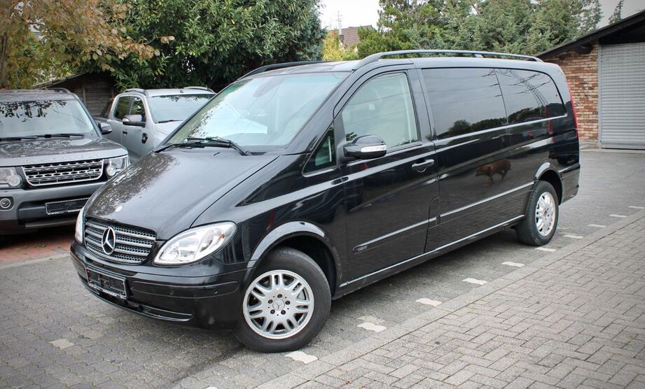 Mercedes-Benz Viano 208.000 km 11.900 € Köln 51145