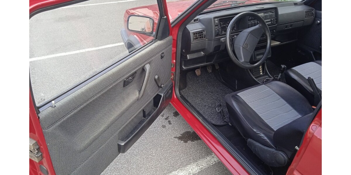 VW Golf II 174.000 km 3.999 &euro; Wuppertal 42275