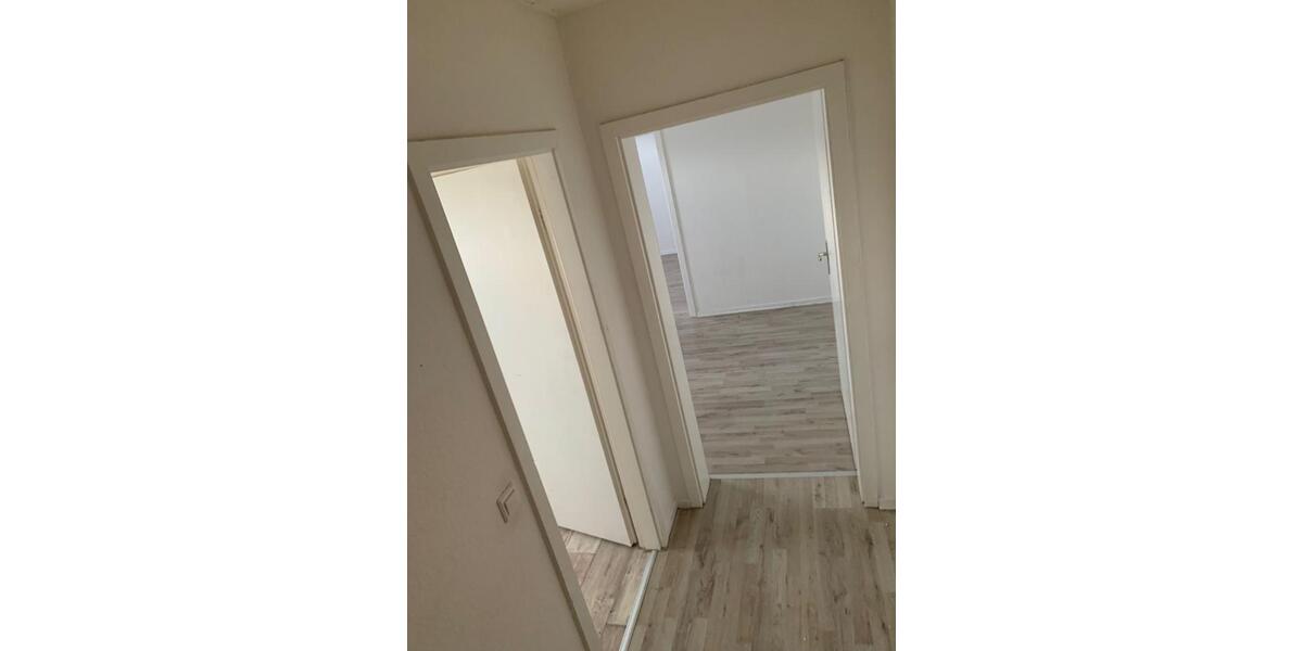 Etagenwohnung Wuppertal Arrenberg - 4 Zimmer, 75 m&sup2;, 590&euro; | Angebot:24878465