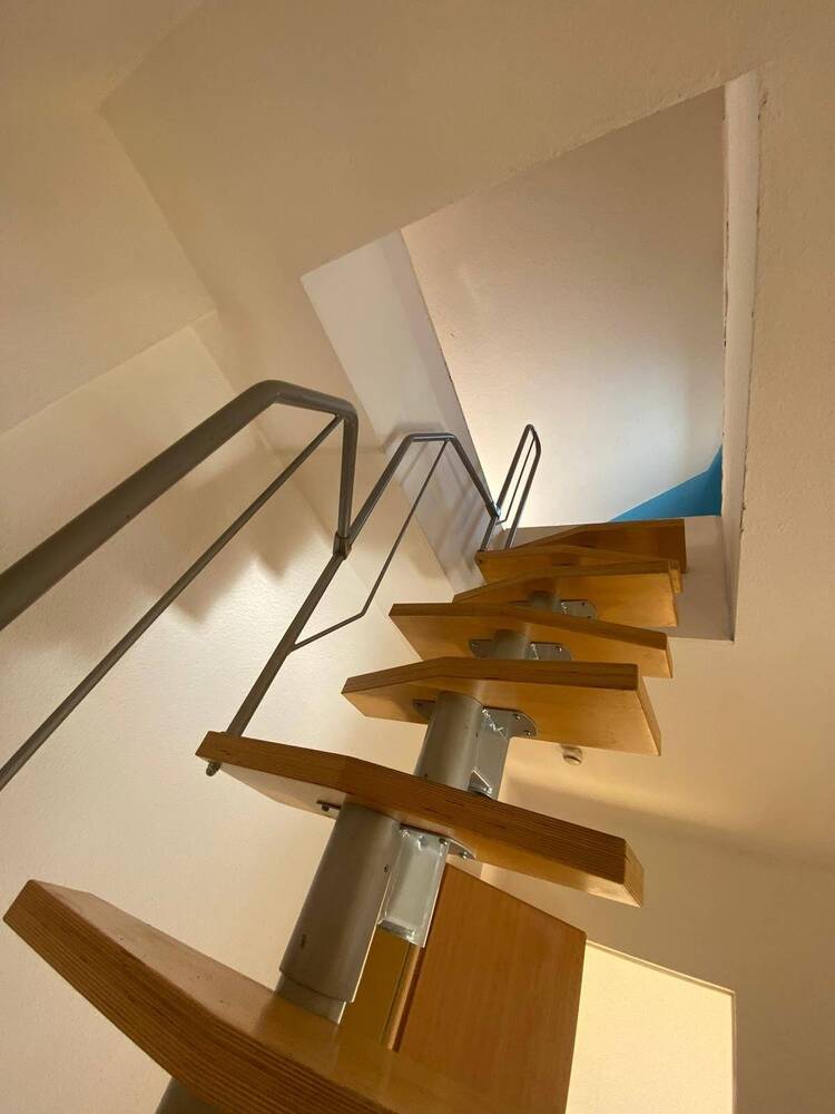 Helle Dachgeschoßwohnung in ruhiger Seitenstraße