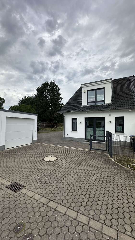 Haus zum Kaufen in Köln 655.000 € 137 m²