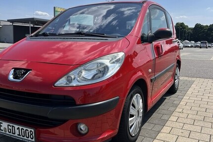Peugeot 1007 119.000 km 1.749 € Neuss 41460