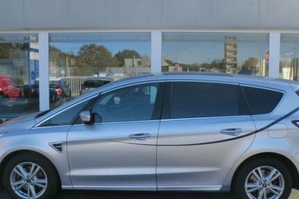 Ford S-Max 149.813 km 10.990 &euro; Leverkusen 51377