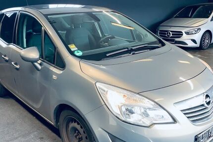 Opel Meriva 202.000 km 1.699 &euro; Hilden 40723
