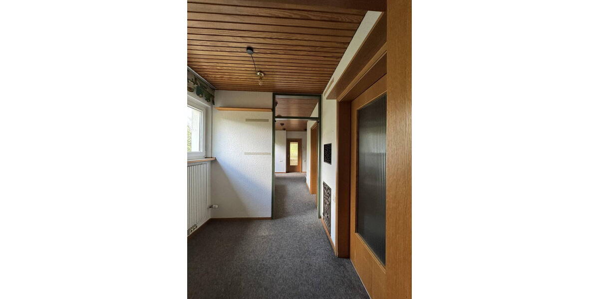 Einfamilienhaus Essen Bergerhausen - 8 Zimmer, 180 m&sup2;, 440.000&euro; | Angebot:26583846