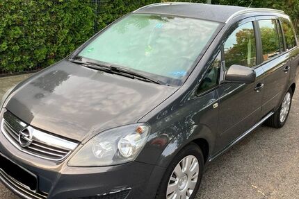 Opel Zafira 150.000 km 2.999 &euro; Neuss 41469