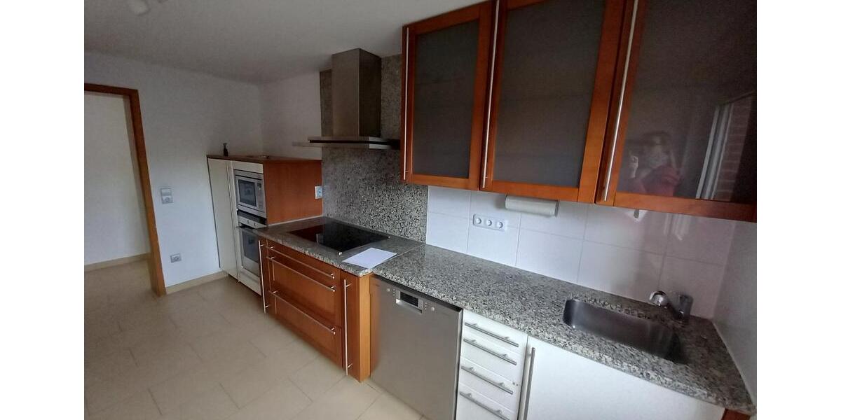 Erdgeschoßwohnung Leverkusen Bürrig - 3 Zimmer, 82 m&sup2;, 1.140&euro; | Angebot:26582035