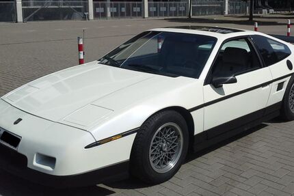 Pontiac Fiero 62.896 km 11.500 &euro; Köln 50823