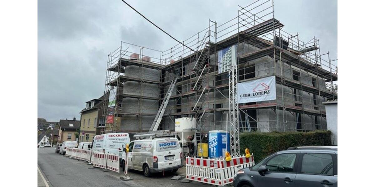 Etagenwohnung Velbert Pöthen - 4 Zimmer, 115 m&sup2;, 1.400&euro; | Angebot:24473957