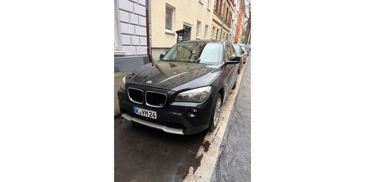 BMW X1 117.403 km 7.399 &euro; Köln 51145