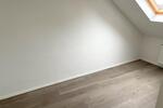 Dachgeschoßwohnung Remscheid - 3.5 Zimmer, 67 m&sup2;, 500&euro; | Angebot:24770785