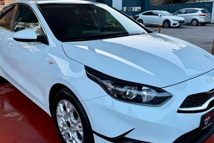 Kia ceed / Ceed 20.953 km 19.990 &euro; Düsseldorf 40589