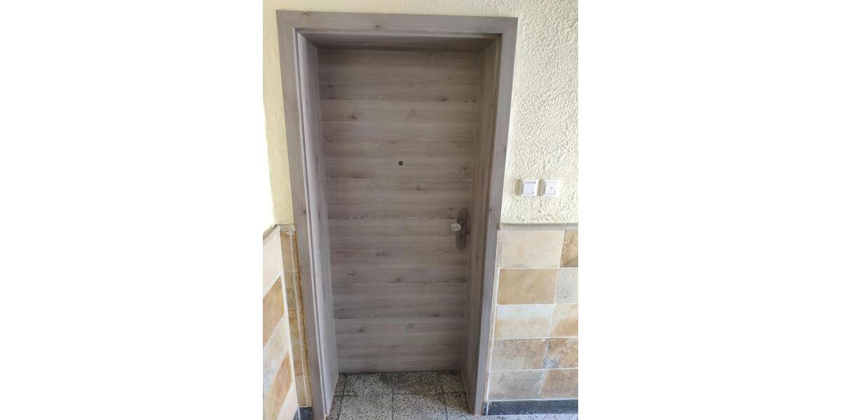 Erdgeschoßwohnung Wuppertal Elberfeld - 1 Zimmer, 30 m&sup2;, 330&euro; | Angebot:24703849