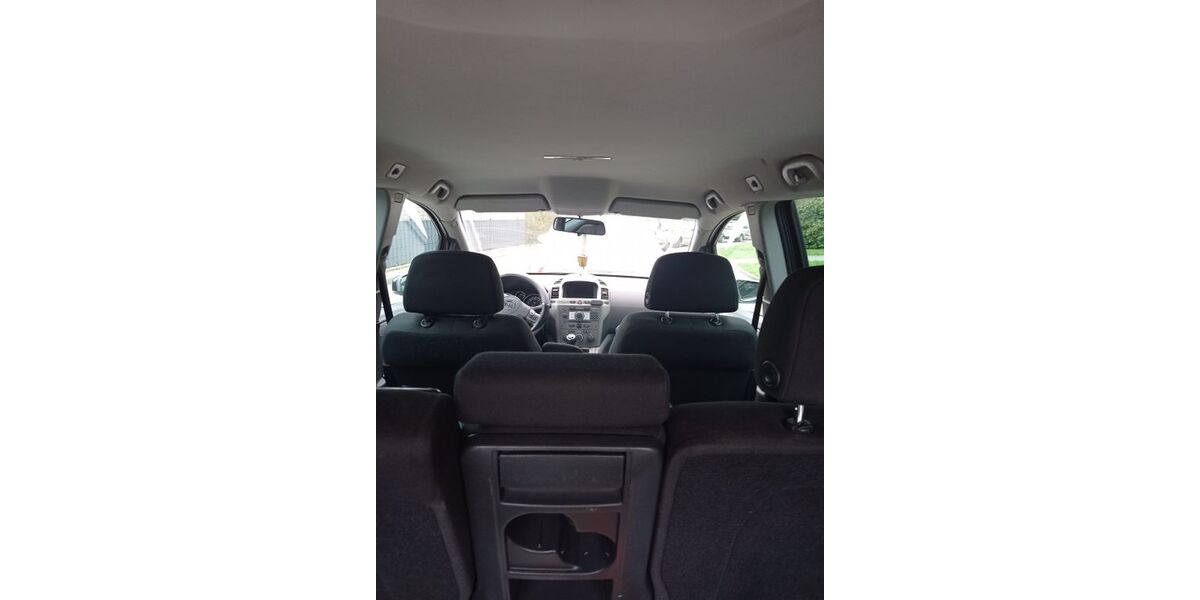 Opel Zafira 207.000 km 2.800 € heiligenhaus 42579