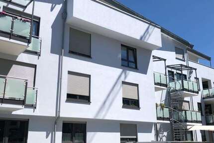 Wohnung Velbert Schloß Hardenberg - 4 Zimmer, 190 m&sup2;, 1.500&euro; | Angebot:26696273