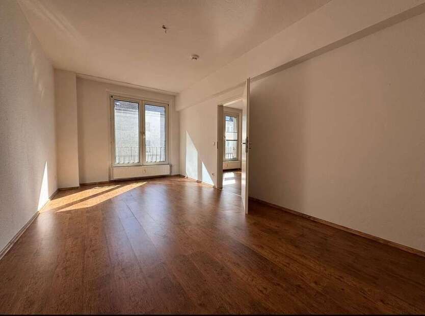 Wohnung zum Mieten in Düsseldorf 833 € 49 m²
