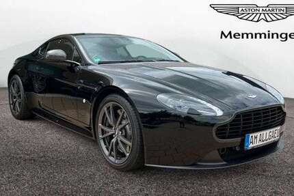 Aston Martin V8