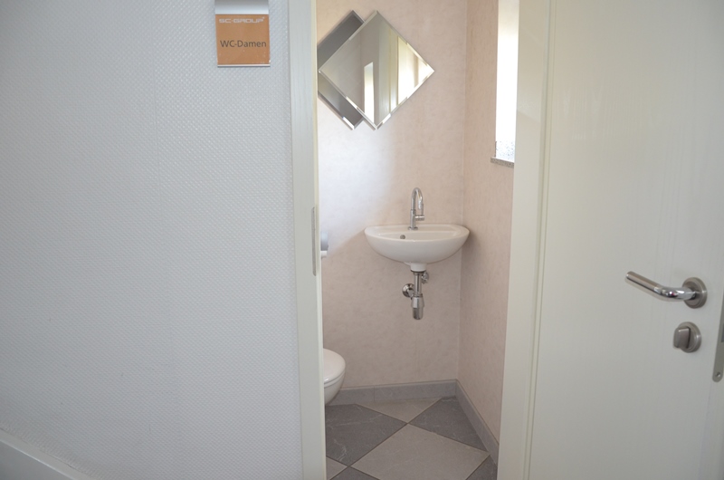 Repräsentative Büroräume in stilvoller Stadtvilla! - Gewerbeobjekt Wülfrath Nord | Angebot:21357759