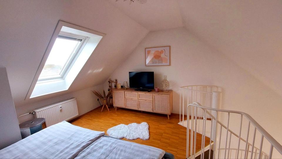Dachgeschoßwohnung Ratingen Tiefenbroich - 3 Zimmer, 55 m&sup2;, 930&euro; | Angebot:25844828