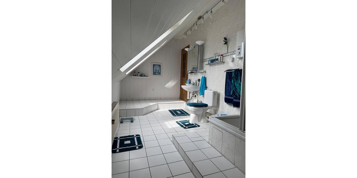 Einfamilienhaus Leverkusen Bergisch Neukirchen - 5 Zimmer, 160 m&sup2;, 620.000&euro; | Angebot:26940570