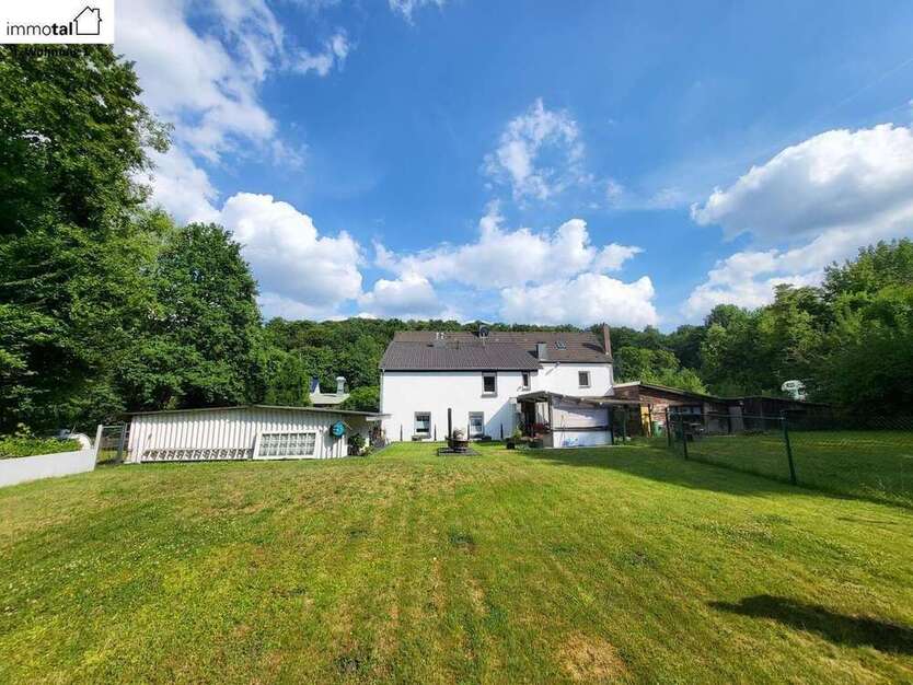 Haus zum Kaufen in Hattingen 690.000 € 265 m²