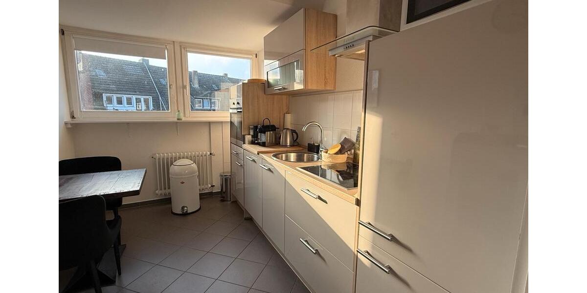 Dachgeschoßwohnung Neuss - 3 Zimmer, 75 m&sup2;, 1.675&euro; | Angebot:24729792